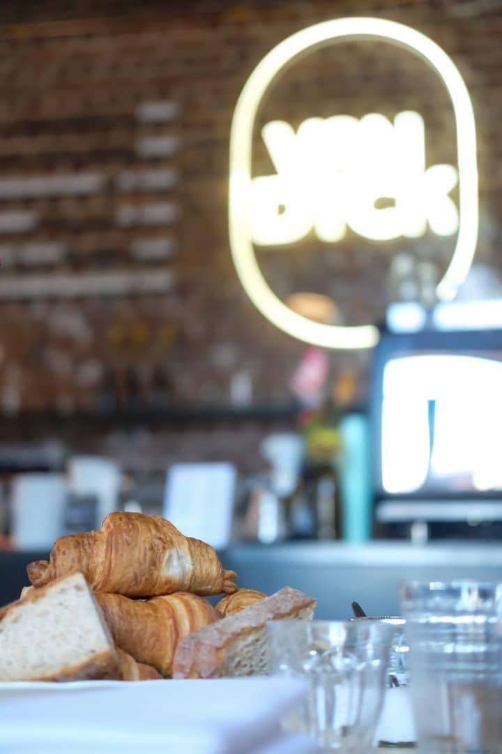 Frühstück bei Van Dyck in der Schanzenstraße