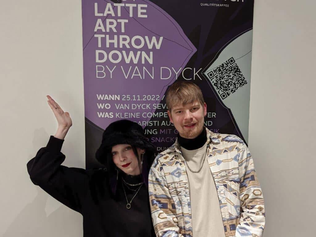 teaserbild latte art throwdrwn
